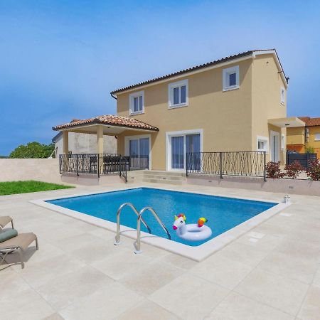 Holiday Home Villa Dora By Interhome Pula Bagian luar foto