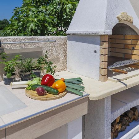 Holiday Home Villa Dora By Interhome Pula Bagian luar foto