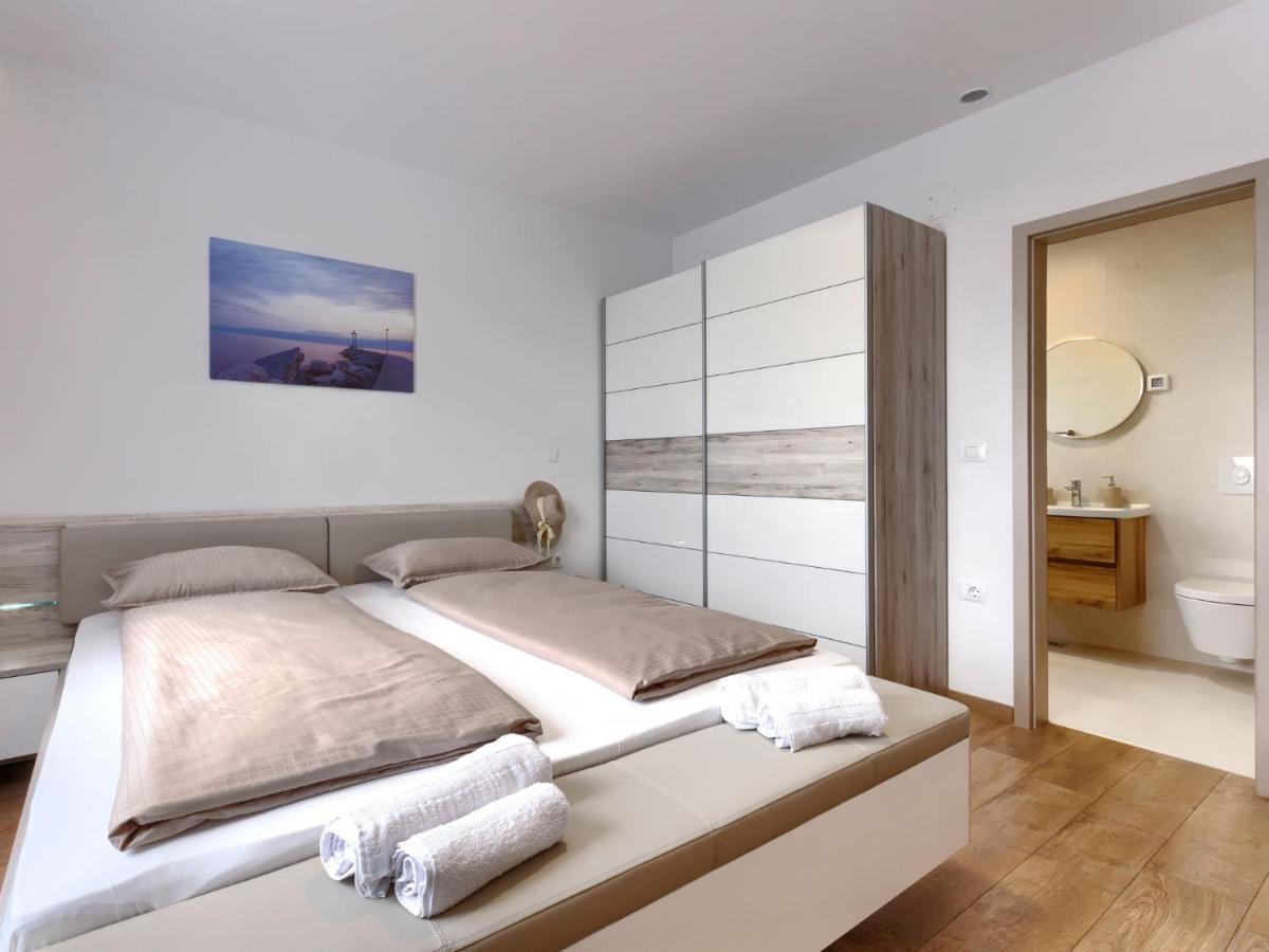 Holiday Home Villa Dora By Interhome Pula Bagian luar foto