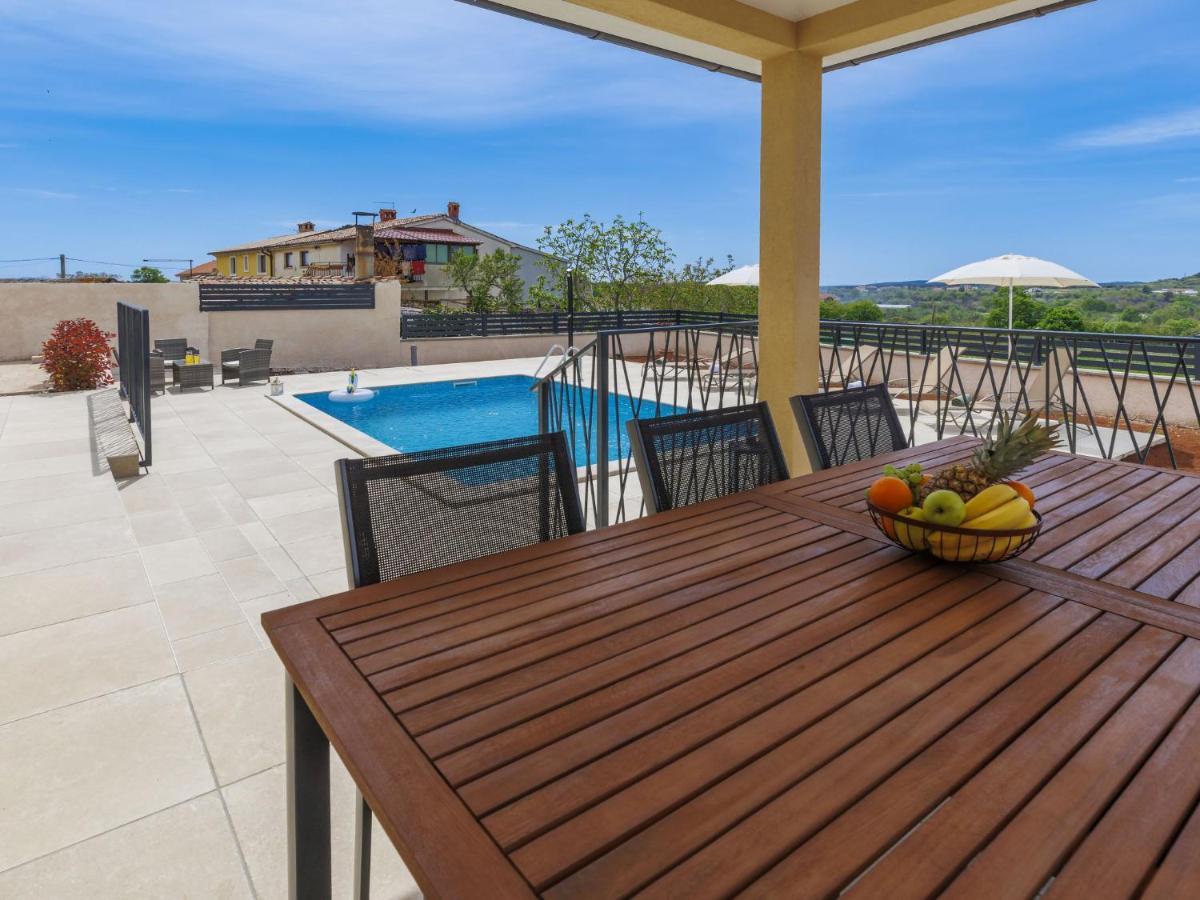 Holiday Home Villa Dora By Interhome Pula Bagian luar foto