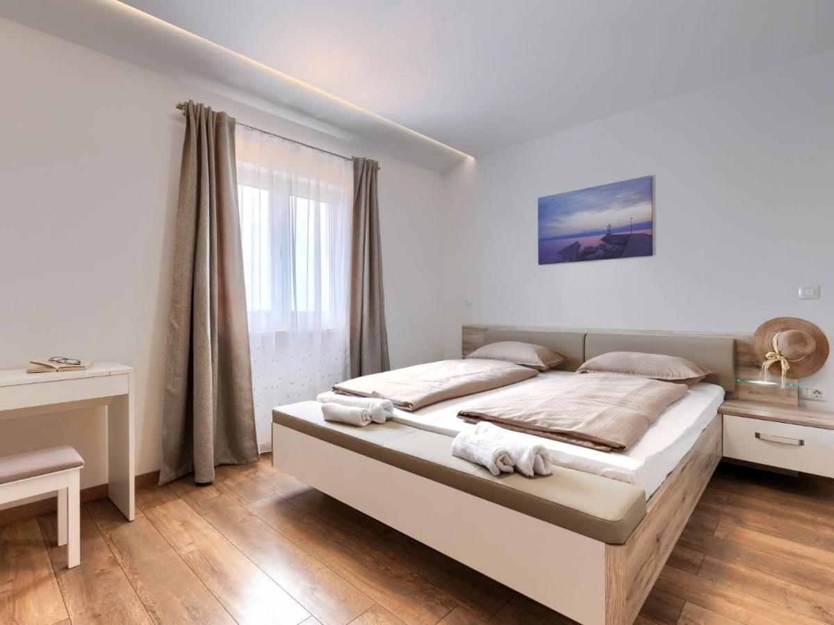 Holiday Home Villa Dora By Interhome Pula Bagian luar foto