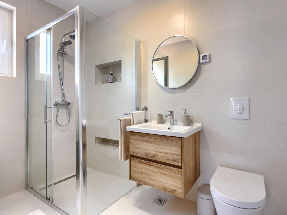 Holiday Home Villa Dora By Interhome Pula Bagian luar foto