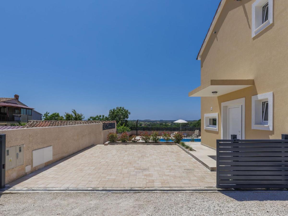 Holiday Home Villa Dora By Interhome Pula Bagian luar foto
